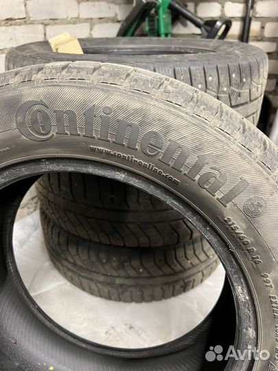 Continental ContiWinterViking 2 215/60 R16 99T