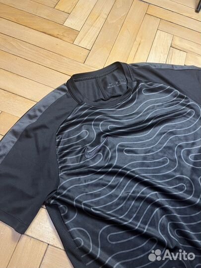 Футболка Nike dri fit