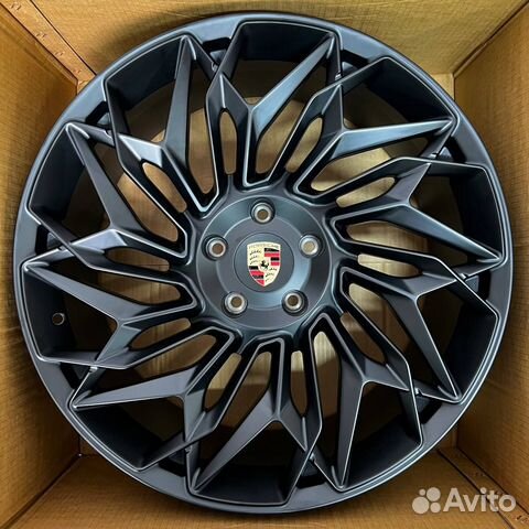 Кованые диски Порше Каен 3 Porsche cayenne III R22