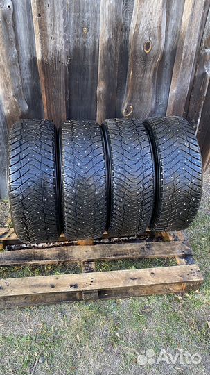 Yokohama Ice Guard IG65 215/55 R17