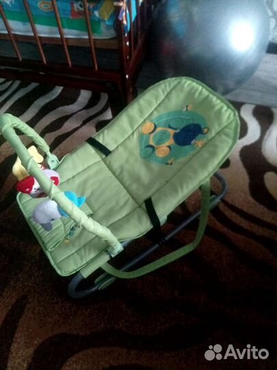 Шезлонг детский