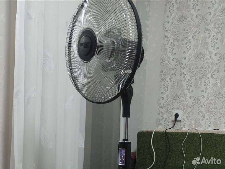 Вентилятор напольный bork