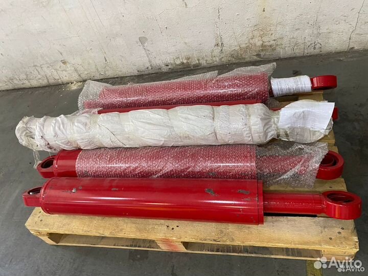 Гидроцилиндр поворота рулевой К 700 цс-125.50.400