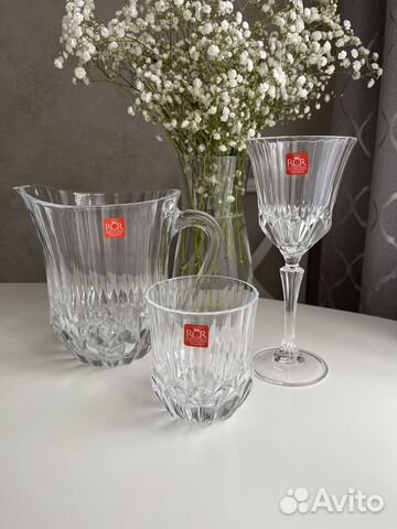 Графин, стаканы и фужеры