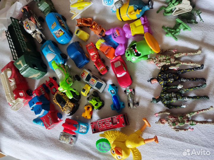 Игрушки для мальчика 3-10 лет пакетом