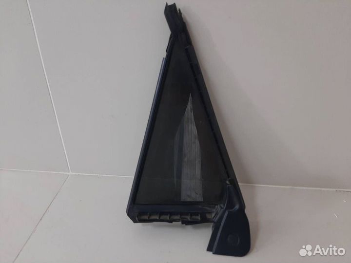 Стекло двери задней правой форточка Mazda Mazda 3