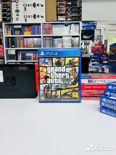 PS4 Grand Theft Auto V Premium Edition
