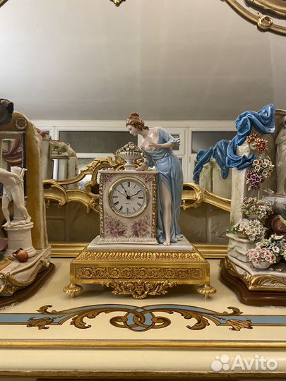 Статуэтка Часы Tiche