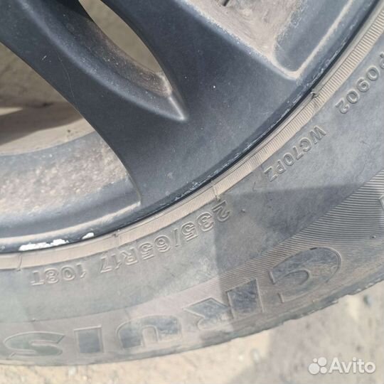 Bridgestone Ice Cruiser 7000 235/65 R17 108T