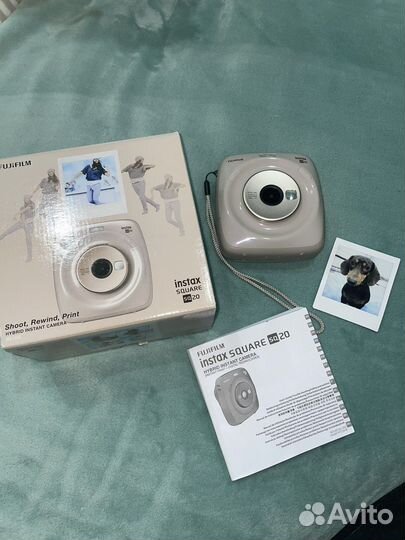 Фотоаппарат instax sq20