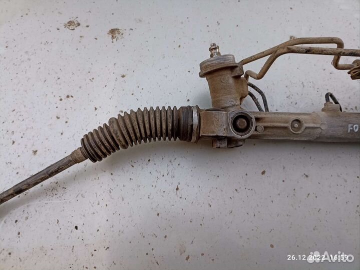Рейка рулевая с гур Ford Escape USA 2004г