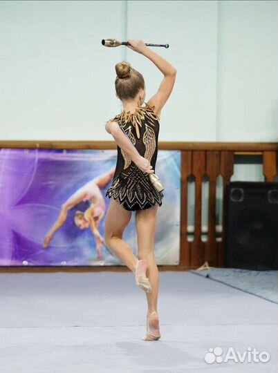 Купальник для художественной гимнастики