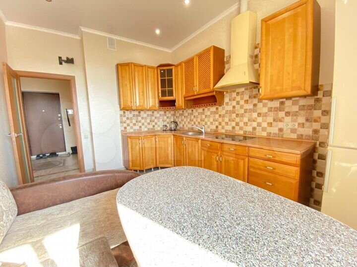 1-к. квартира, 49 м², 7/19 эт.