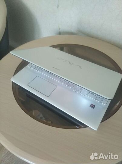 Sony vaio i5/sdd/8гб/2,5 Ггц/15,6 дюйма