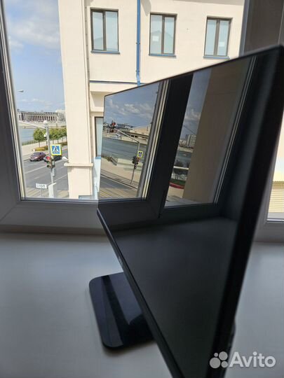 Монитор глянцевый 21,5