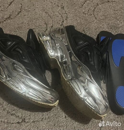 Raf Simons ozweego metallic