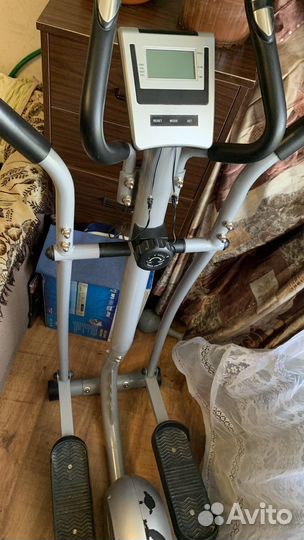 Спортивный тренажер б/у