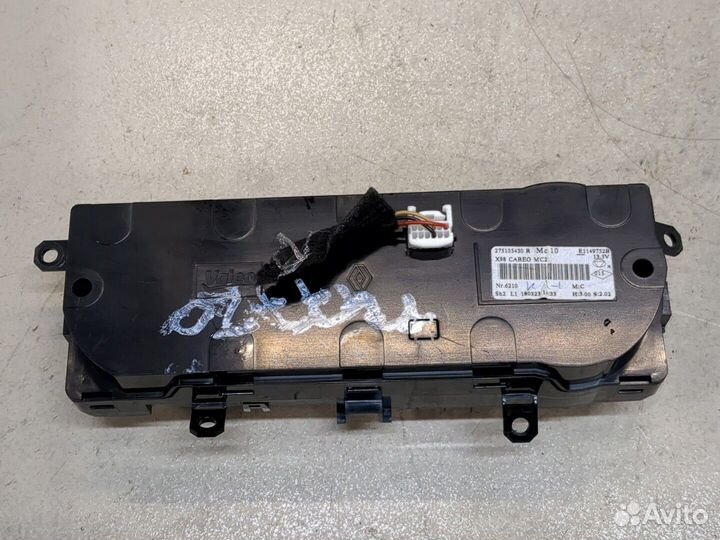 Переключатель отопителя Renault Captur 2017