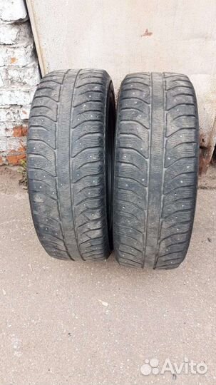 Bridgestone Ice Cruiser 7000S 215/60 R17