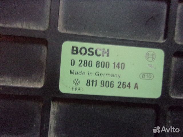 VW / Audi 86-91г., блок управления эбу 811906264A