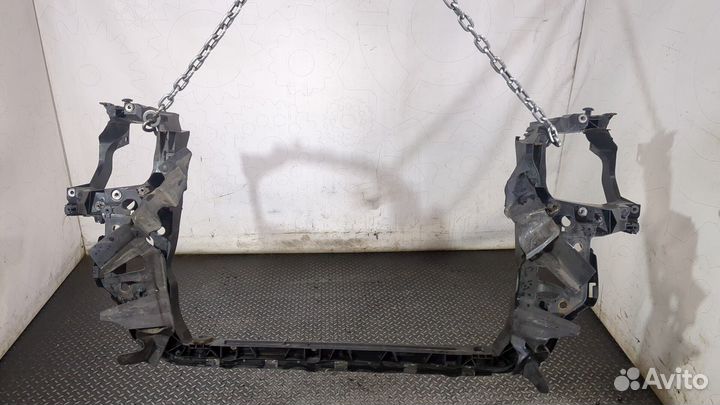 Рамка передняя Chrysler Town-Country 2008, 2010