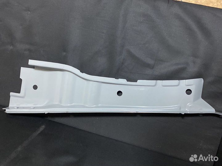 Усилитель брызговика верхний Chevrolet niva правый