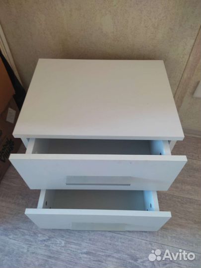 Тумба прикроватная белая бу