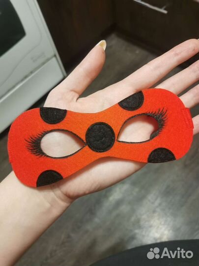 Маска Леди Баг