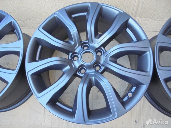 Оригинальные диски Range Rover Evoque 8j R18