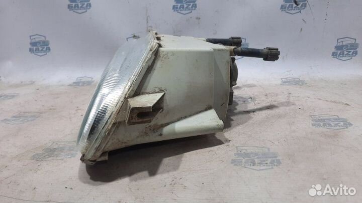 Фара передняя правая Ваз 2114 21183 2005