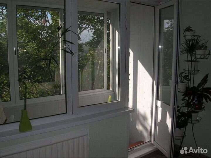 Балконный блок с дверьюпвх