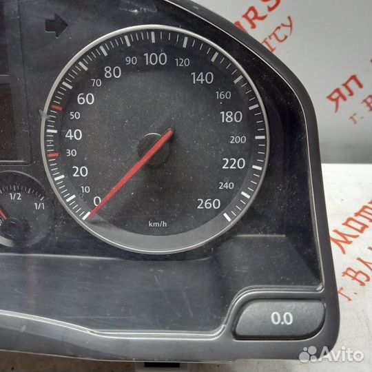 Щиток приборов Volkswagen Golf 5 универсал caxa