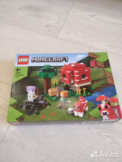 Новый Lego Minecraft (оригинал)