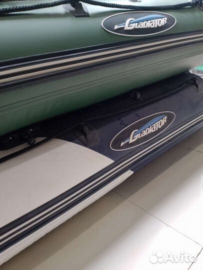 Надувная лодка gladiator B330 AL