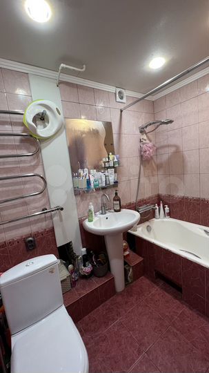 3-к. квартира, 77 м², 2/5 эт.