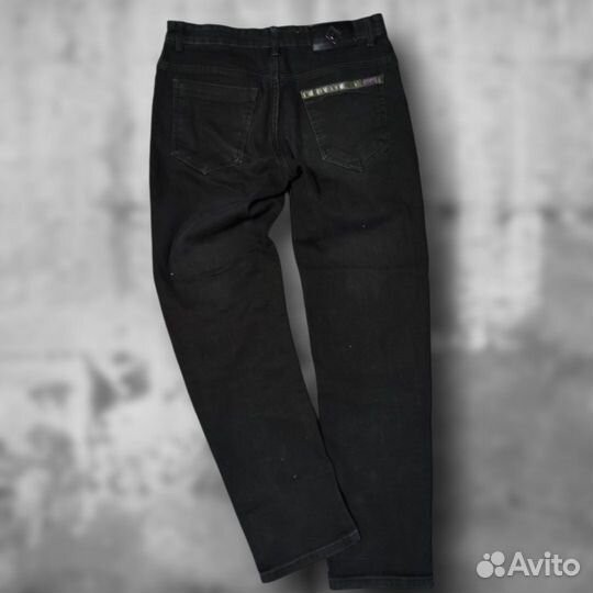 Джинсы черные