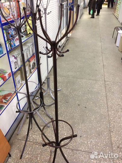Вешалки напольные разные