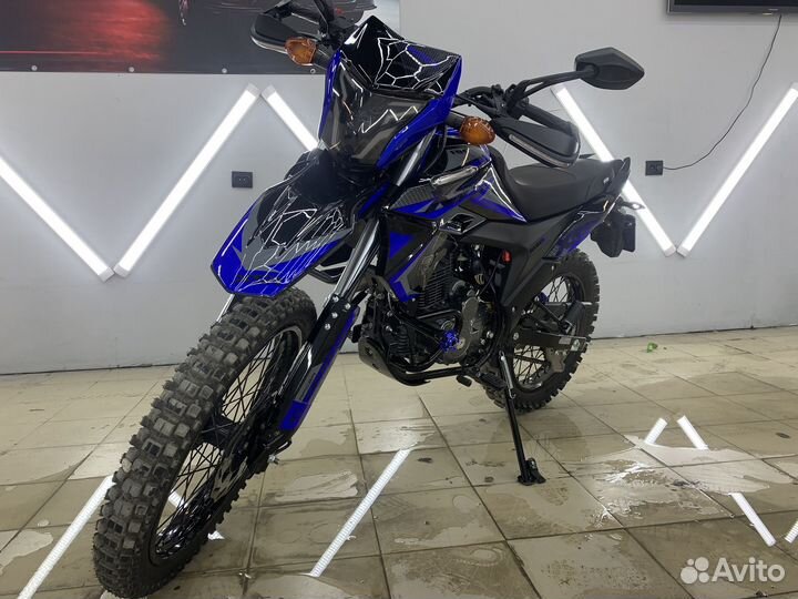 Мотоцикл Racer эндуро