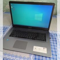 Asus vivobook 17