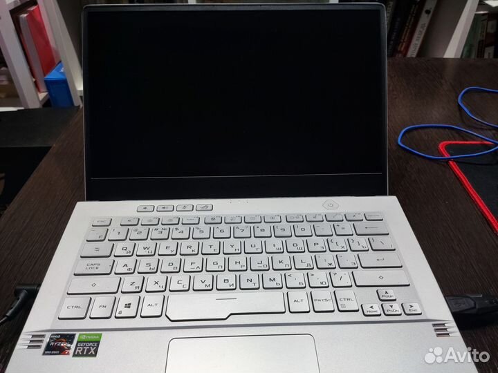 Asus rog zephyrus g14