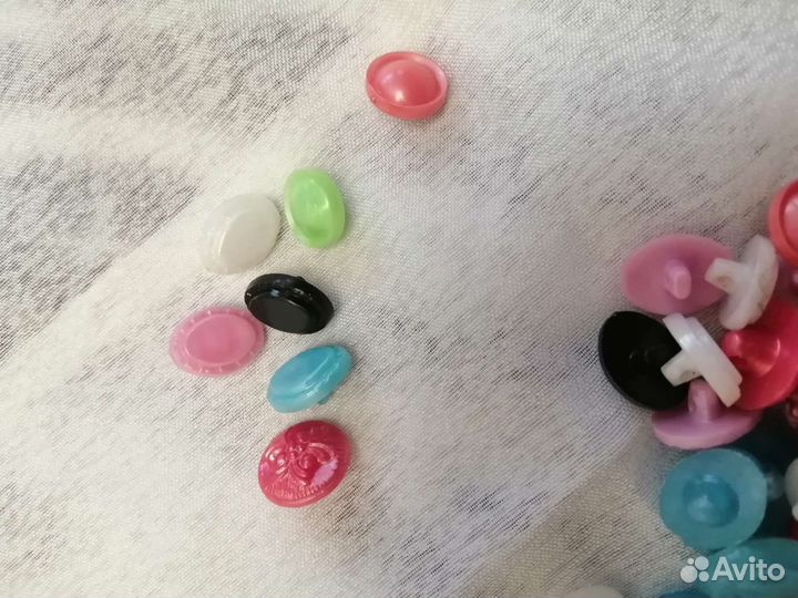 Фурнитура Кнопки металличнские