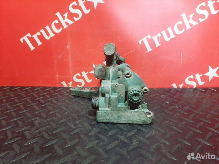 Клапан горного тормоза Volvo FH