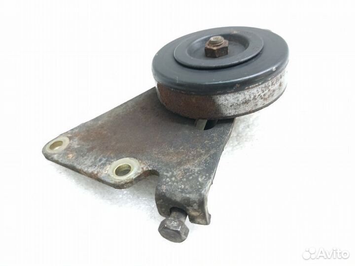 Ролик натяжной навесного оборудования Infiniti M35