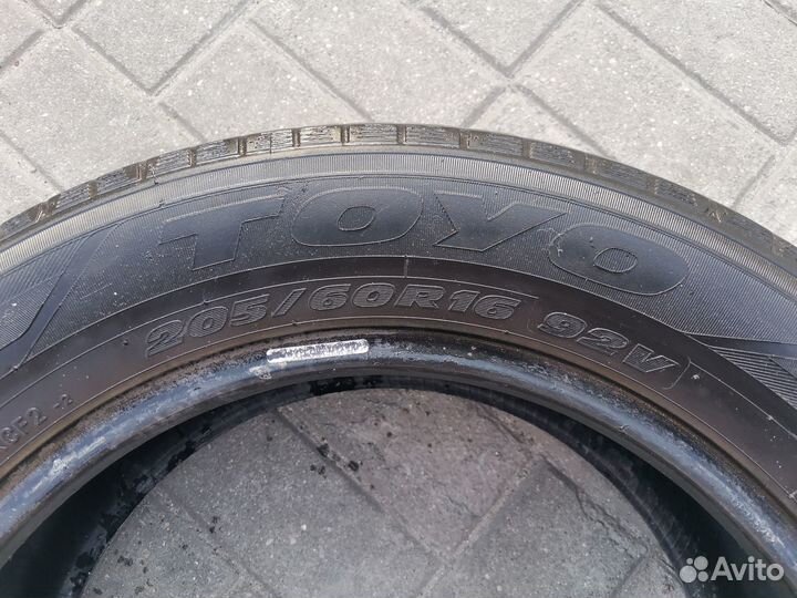 Toyo Proxes CF2 205/60 R16 92V