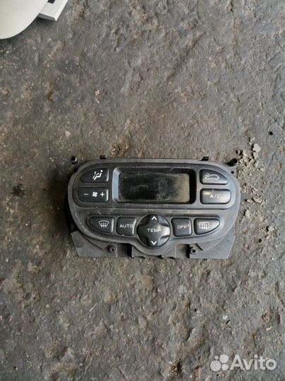 Блок управления климат-контролем Peugeot 307