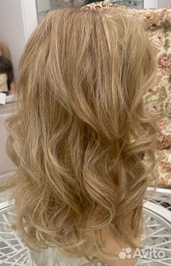 Парик из натуральных волос с имитацией кожи головы