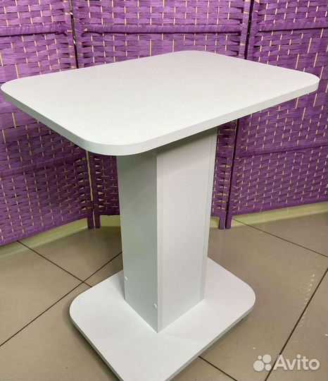 Столик тележка