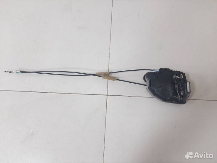 Замок двери задней правой Toyota Corolla E150 2006