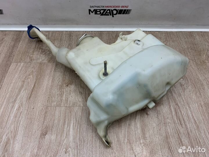 Бачок омывателя Mercedes X164 GL 164