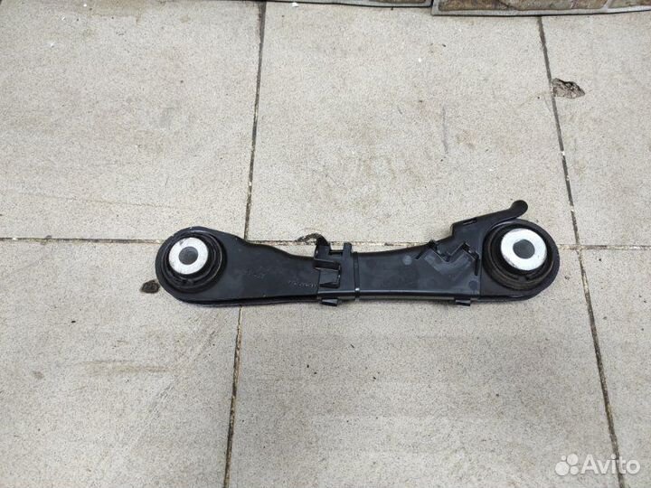 Рычаг подвески нижний правый Bmw 5-Series G30 2017